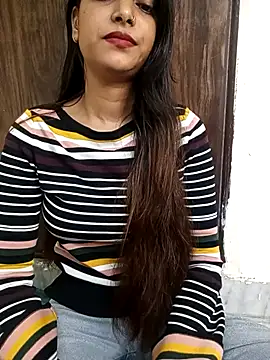 Cute Jasmin  online show from September 17, 2025, 5:53 am