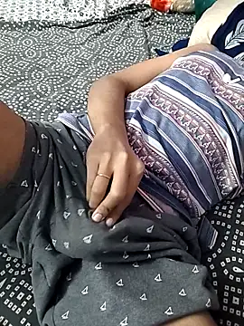 Snapshot of flingster_hunt chatting on September 28, 2025, 4:56 pm flingster hunt online show from September 28, 2025, 4:56 pm