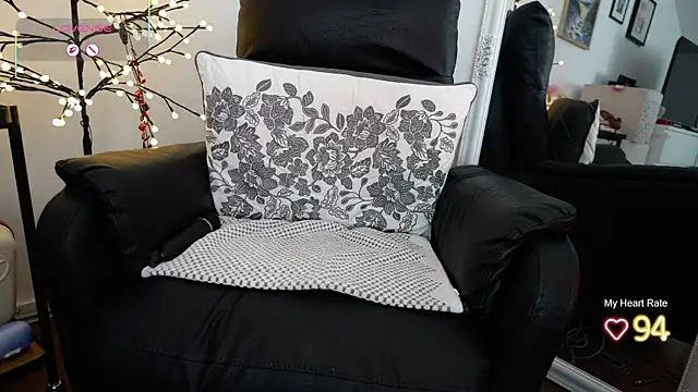 GingerAleMILF online show from March 7, 2026, 12:13 pm