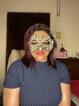 SLNatasha online show from November 28, 2025, 4:04 am