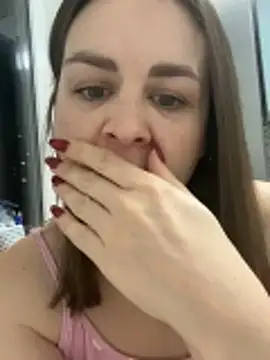 Snapshot of Risky-Flower chatting on October 12, 2025, 5:34 pm Risky-Flower online show from October 12, 2025, 5:34 pm