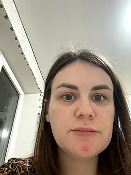 Snapshot of Risky-Flower chatting on November 17, 2025, 7:30 pm Risky-Flower online show from November 17, 2025, 7:30 pm