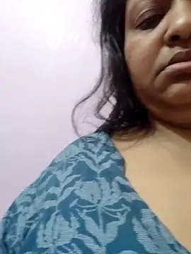 bitch-horny online show from October 15, 2025, 11:38 pm