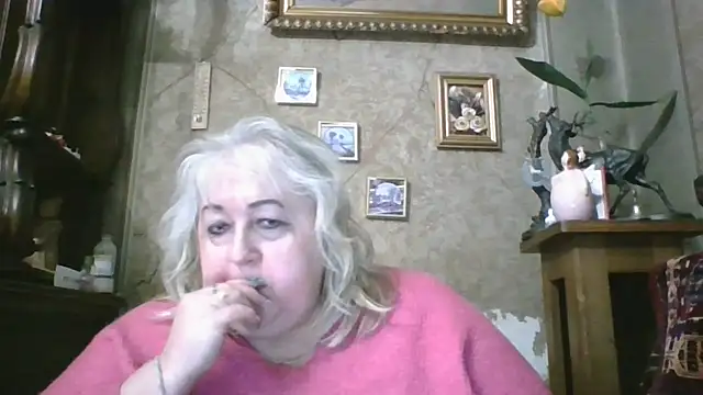 Lala-Love56 online show from April 3, 2026, 6:39 pm