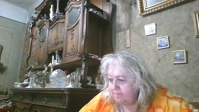 Snapshot of Lala-Love56 chatting on June 10, 2026, 9:35 pm Lala-Love56 online show from June 10, 2026, 9:35 pm