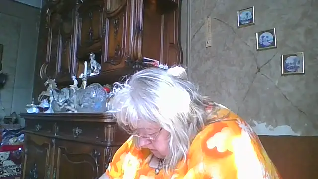 Snapshot of Lala-Love56 chatting on June 11, 2026, 5:49 am Lala-Love56 online show from June 11, 2026, 5:49 am