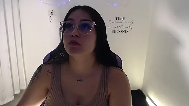 amberbakee online show from June 2, 2026, 2:41 pm