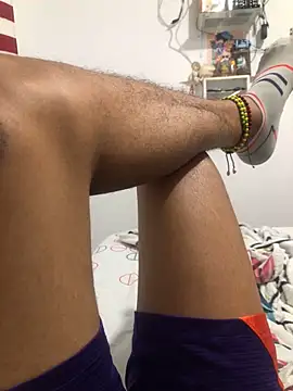 elpeluchenegroxxx3 online show from February 23, 2026, 3:37 am