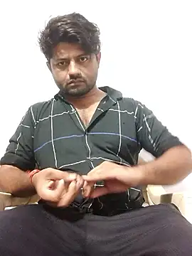 Snapshot of urhotboymeet chatting on October 16, 2025, 5:47 pm urhotboymeet online show from October 16, 2025, 5:47 pm