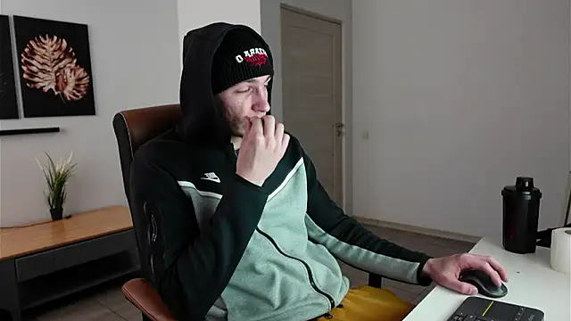 Ryan Dozer online show from March 21, 2026, 7:13 am