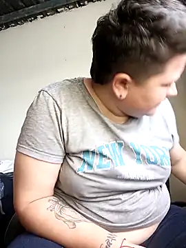 Snapshot of Noha_Whiitee chatting on November 9, 2025, 3:10 pm Noha Whiitee online show from November 9, 2025, 3:10 pm