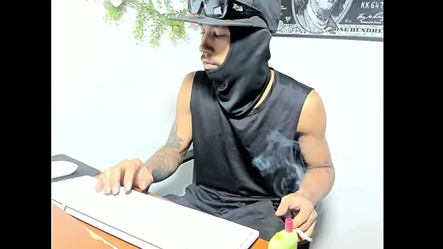 Snapshot of carl_jhonson821 chatting on November 2, 2025, 10:50 am carl jhonson821 online show from November 2, 2025, 10:50 am