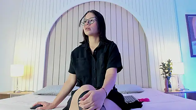 Snapshot of maria_gil chatting on February 21, 2026, 11:33 am maria gil online show from February 21, 2026, 11:33 am