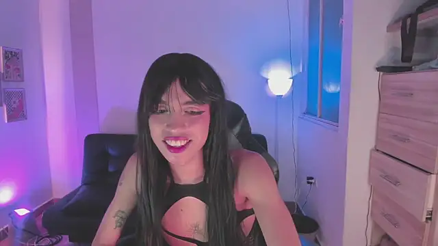 Nikkita Dragon online show from December 2, 2025, 3:01 am