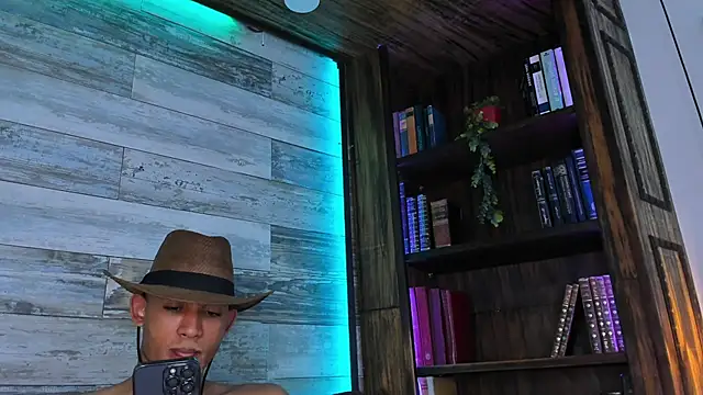 B Wild online show from February 20, 2026, 3:03 am