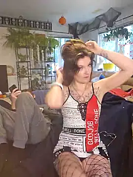 Snapshot of Blossom94 chatting on October 10, 2025, 4:17 pm Blossom94 online show from October 10, 2025, 4:17 pm