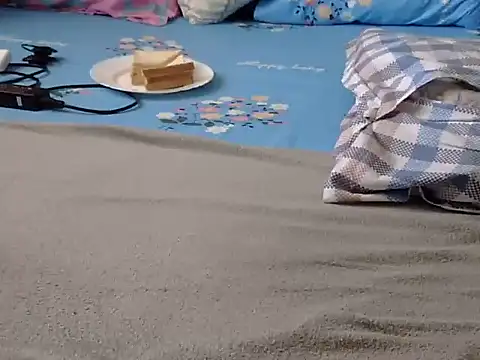 Snapshot of Playroom_queen chatting on September 26, 2025, 8:18 am Playroom queen online show from September 26, 2025, 8:18 am