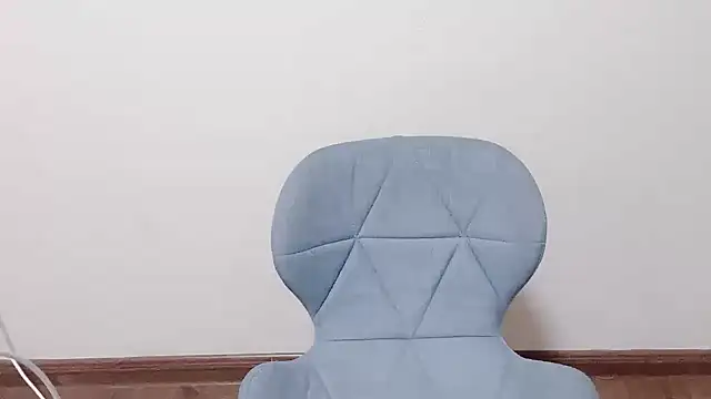 Queen ww online show from November 14, 2025, 12:37 pm