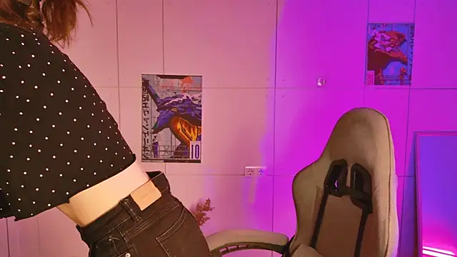 Snapshot of Yoka_paradoXXX chatting on March 4, 2026, 9:15 am Yoka paradoXXX online show from March 4, 2026, 9:15 am