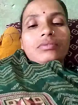 Snapshot of KIRTI12_HOT chatting on November 9, 2025, 3:10 pm KIRTI12 HOT online show from November 9, 2025, 3:10 pm