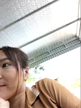 Snapshot of Yumyum_kiw chatting on November 6, 2025, 3:07 am Yumyum kiw online show from November 6, 2025, 3:07 am