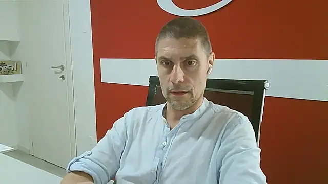 max79ve31 online show from June 26, 2026, 2:54 pm