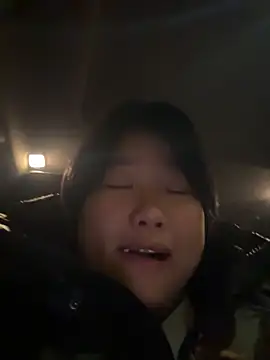 Fengbaby-555 online show from December 19, 2025, 10:00 am