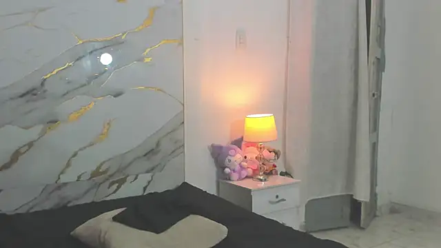 johan miller0 online show from November 7, 2025, 3:50 am