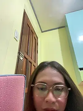 yourdevilsweettsx online show from February 10, 2026, 12:09 pm