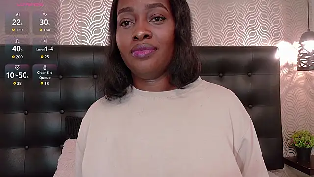 NaiaraMasson  online show from March 21, 2026, 12:10 pm