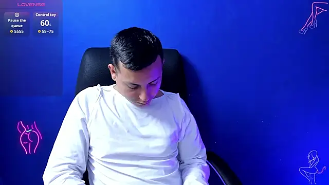 Snapshot of Sahira_and_Zaid chatting on October 4, 2025, 6:28 pm Sahira and Zaid online show from October 4, 2025, 6:28 pm