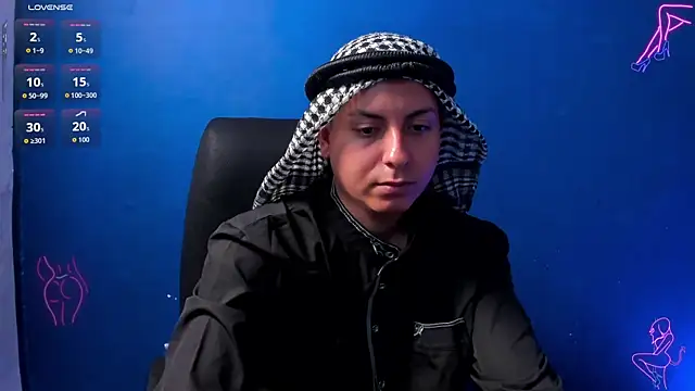 Snapshot of Sahira_and_Zaid chatting on October 21, 2025, 6:41 pm Sahira and Zaid online show from October 21, 2025, 6:41 pm