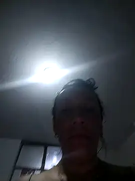 Shantey Laurent online show from December 22, 2025, 10:12 am