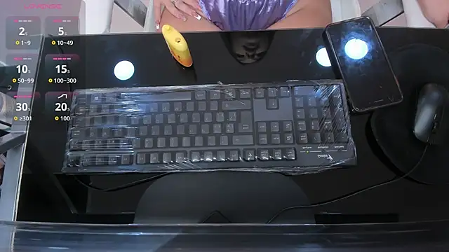 Snapshot of BrithX_ chatting on October 9, 2025, 8:18 pm BrithX online show from October 9, 2025, 8:18 pm