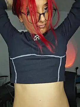 carolinerue online show from July 15, 2026, 12:49 am