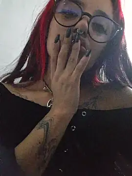 carolinerue online show from July 16, 2026, 1:11 am