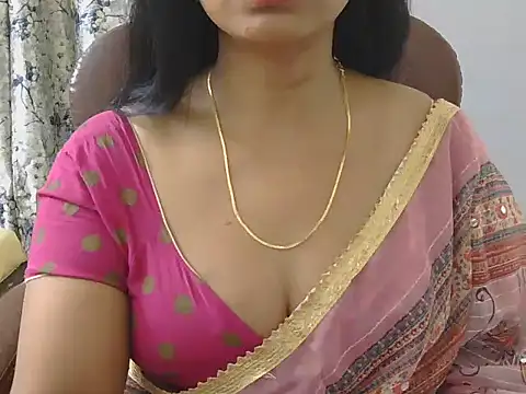 MISS SOMIYA online show from March 7, 2026, 8:06 pm