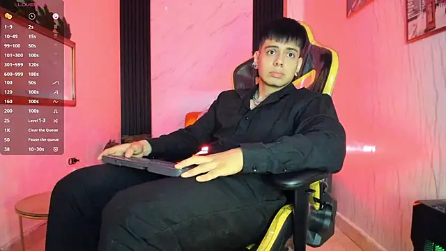 xKevyn online show from October 17, 2025, 12:30 pm