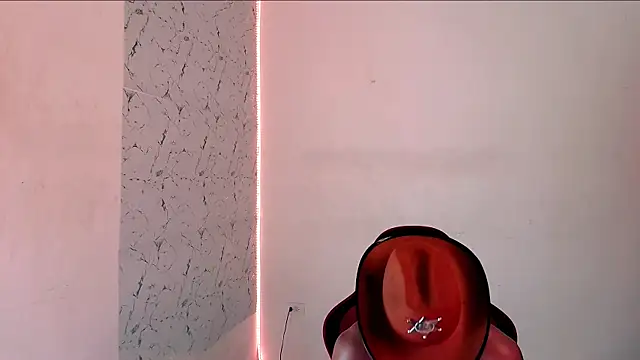 lorian vikel online show from September 18, 2025, 10:01 pm