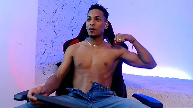 lorian vikel online show from November 22, 2025, 8:52 pm