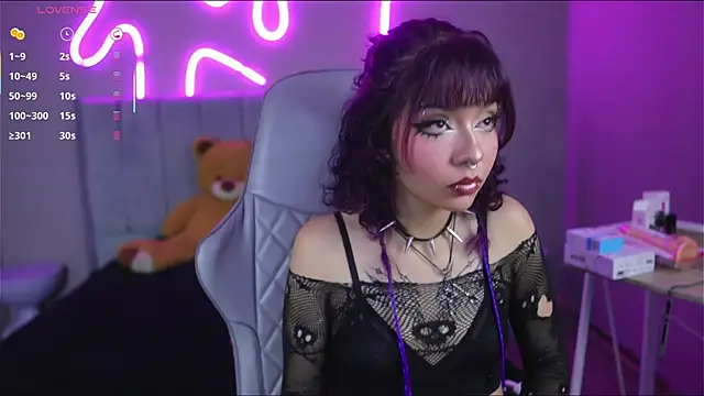 tokyo dolll online show from September 14, 2025, 6:12 am