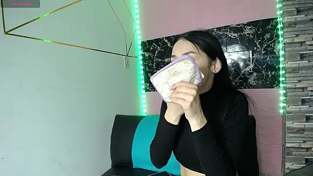 emmydurant online show from October 10, 2025, 7:46 pm