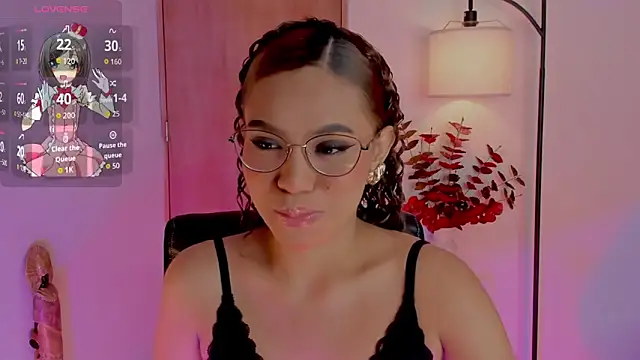 Snapshot of OxanaFedorova1- chatting on September 17, 2025, 8:32 pm OxanaFedorova1- online show from September 17, 2025, 8:32 pm