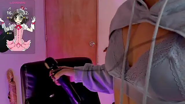 Snapshot of OxanaFedorova1- chatting on October 12, 2025, 6:18 pm OxanaFedorova1- online show from October 12, 2025, 6:18 pm