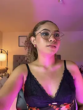 Snapshot of OxanaFedorova1- chatting on February 6, 2026, 9:29 pm OxanaFedorova1- online show from February 6, 2026, 9:29 pm