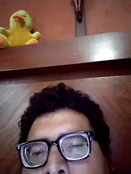 Snapshot of Santiagoqro85 chatting on September 11, 2025, 2:39 pm Santiagoqro85 online show from September 11, 2025, 2:39 pm