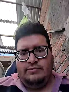 Snapshot of Santiagoqro85 chatting on October 1, 2025, 8:37 pm Santiagoqro85 online show from October 1, 2025, 8:37 pm