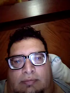 Snapshot of Santiagoqro85 chatting on October 3, 2025, 3:36 am Santiagoqro85 online show from October 3, 2025, 3:36 am