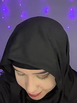 Snapshot of rhizanthella_ chatting on September 27, 2025, 5:29 pm rhizanthella online show from September 27, 2025, 5:29 pm