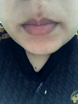 Snapshot of luzmelzinha chatting on September 9, 2025, 9:36 pm luzmelzinha online show from September 9, 2025, 9:36 pm